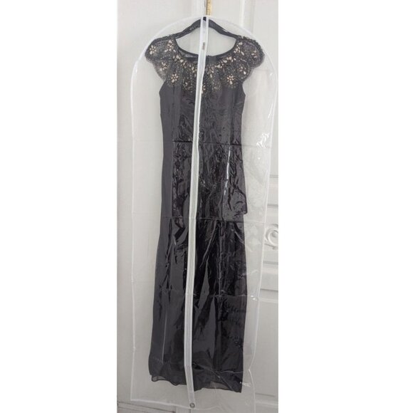 🌲 Plum Embellished Evening Gown – Xscape 6P | Holiday Party • NYE • Formal Dres - Picture 3 of 5